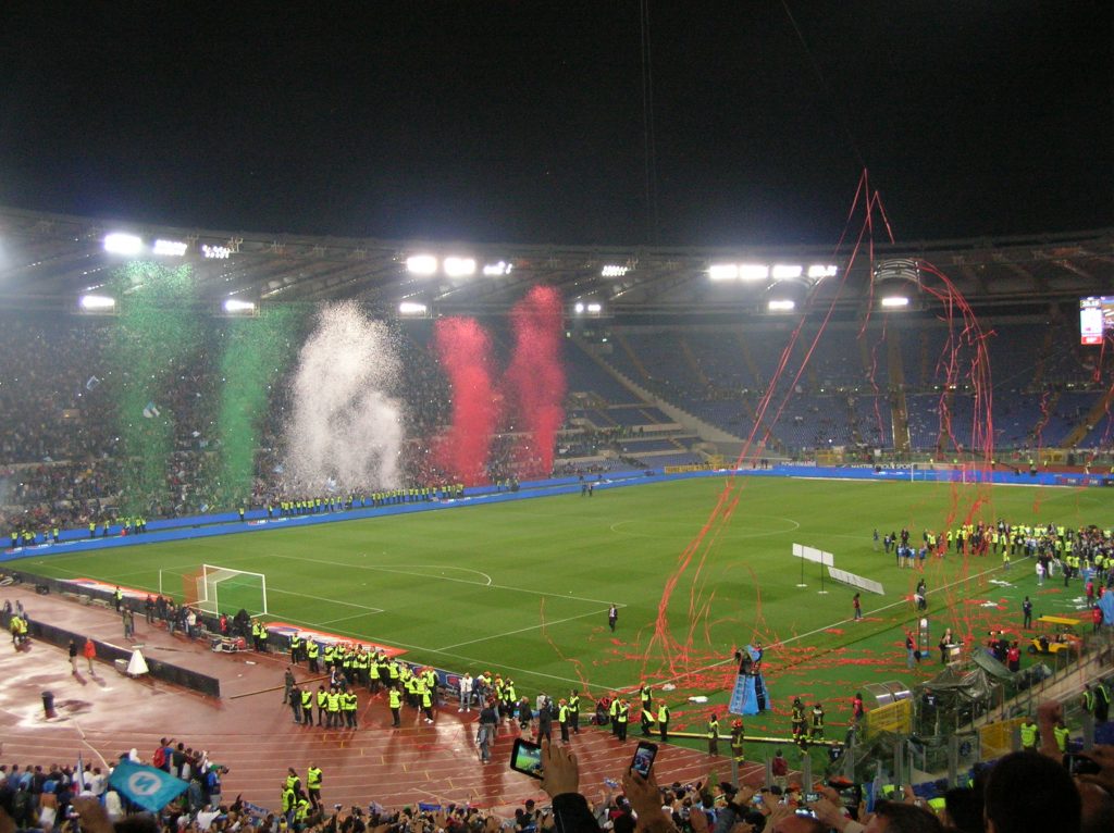 Stade de football italien
